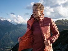 Dámske turistické a trekkingové bundy