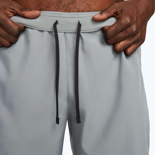 Pánske šortky Nike Dri-Fit Challenger 9" Unlined smoke grey/smoke grey