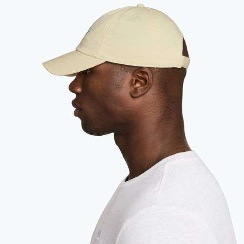 Šiltovka Nike Club Unstructured Futura Wash light khaki/sapphire