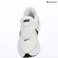 Dámske bežecké topánky Nike Revolution 8 EasyOn white/wolf grey/black 17