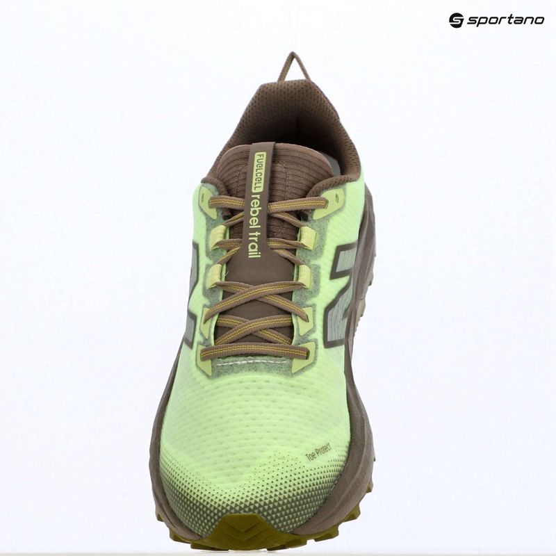 Pánske bežecké topánky New Balance Rebel Trail V1 afterglow/thunder brown 9