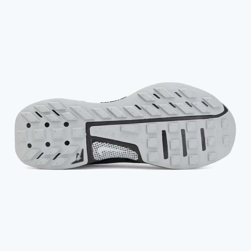 Dámske bežecké topánky Nike Juniper Trail 3 black/wolf grey/photon dust/black 4