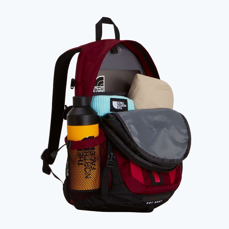 Mestský batoh The North Face Hot Shot Se 30 l burgundy crush/lali gur 4