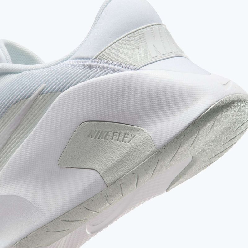 Pánske tréningové topánky Nike Flex Train white/photon dust/white 9