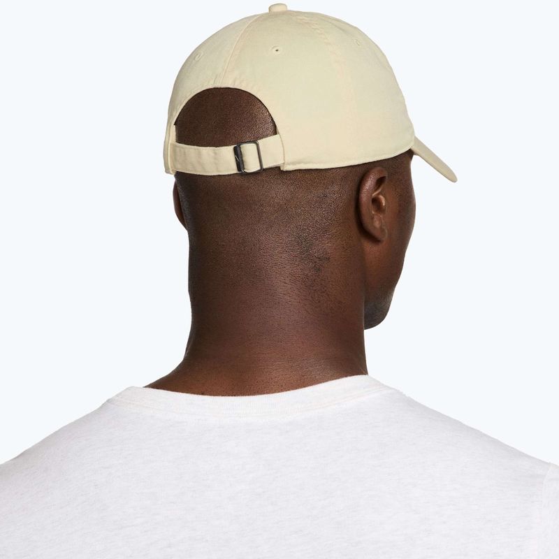 Šiltovka Nike Club Unstructured Futura Wash light khaki/sapphire 6