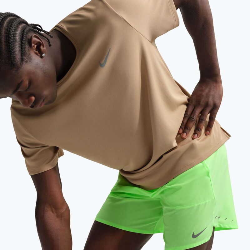 Pánske bežecké šortky Nike Stride Dri-Fit Brief-Lined 7" lime blast 5