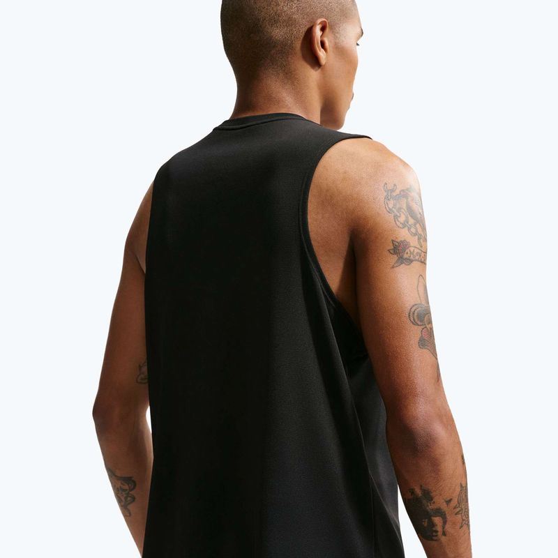 Pánske bežecké tričko Nike Miler Dri-Fit black 5