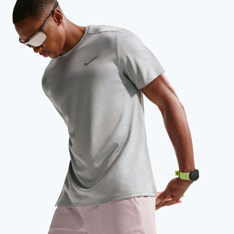 Pánske bežecké šortky Nike Stride Dri-Fit Brief-Lined 7" particle rose 4