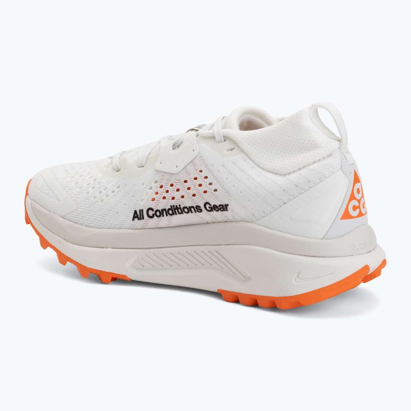 Dámske bežecké topánky Nike ACG Zegama summit white/phantom/safety orange/black 3