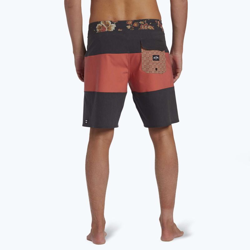 Pánske plavecké šortky Billabong Tribong Pro washed red 3