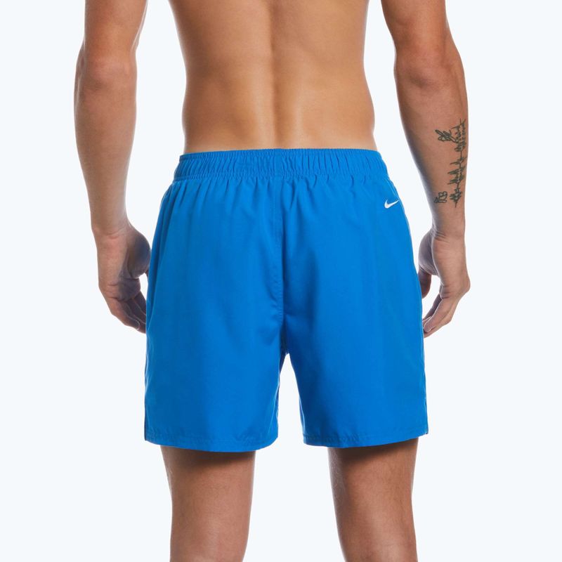 Pánske plavecké šortky Nike Swoosh Break 5" Volley modré NESSC601-458 2