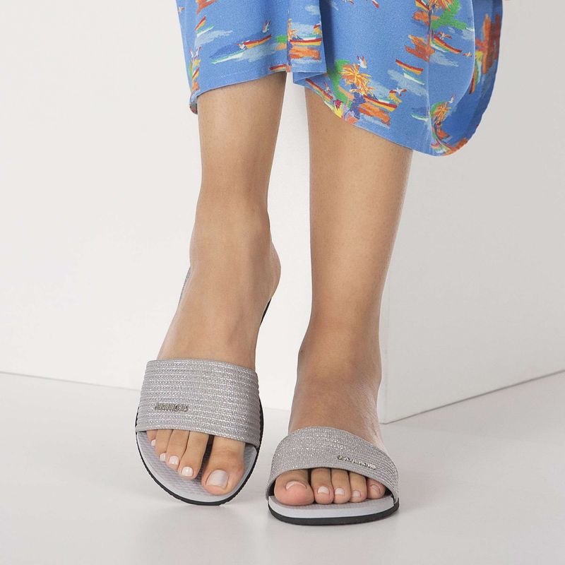 Dámske žabky Havaianas You Malta Metallic ice grey 14