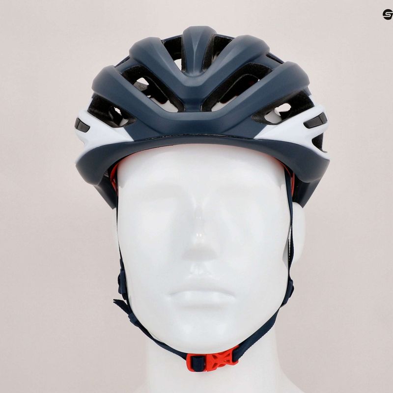Cyklistická prilba Giro Agilis navy blue and white GR-7141773 7