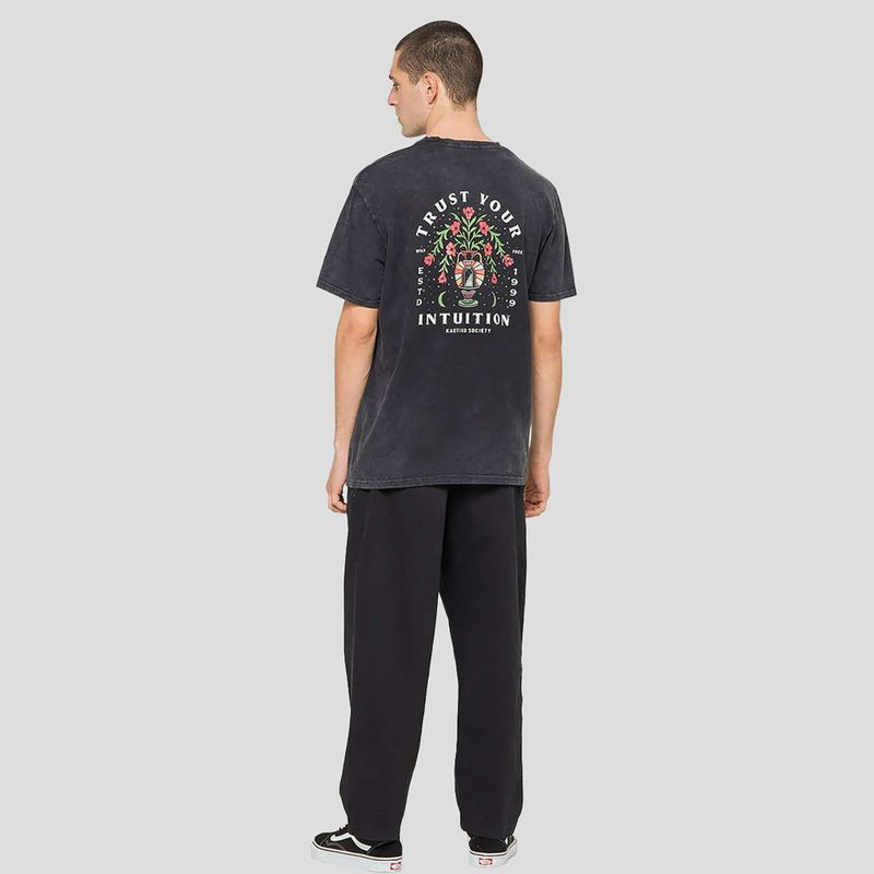 Pánske  tričko Kaotiko Washed Trust Your Intuition black 4